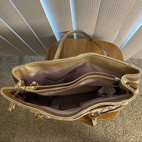 Beige Coach Purse - Picture 3 of 4